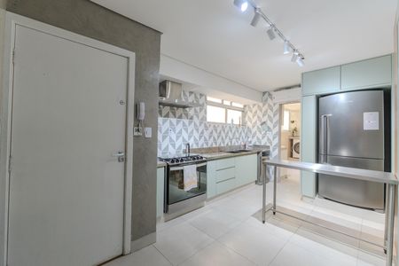 Apartamento à venda com 145m², 3 quartos e 1 vaga Apartamento à venda com 145m², 3 quartos e 1 vagaCozinha