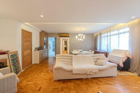 Apartamento à venda com 145m², 3 quartos e 1 vaga Apartamento à venda com 145m², 3 quartos e 1 vagaSala