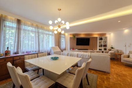 Apartamento à venda com 145m², 3 quartos e 1 vaga Apartamento à venda com 145m², 3 quartos e 1 vagaSala