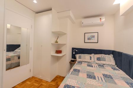 Apartamento à venda com 145m², 3 quartos e 1 vaga Apartamento à venda com 145m², 3 quartos e 1 vagaSuíte 2