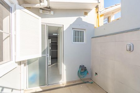 Casa de condomínio à venda com 112m², 3 quartos e 3 vagasÁrea de serviço