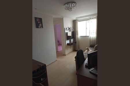 Quarto de apartamento para alugar com 2 quartos, 46m² em Parque Santa Rosa, Suzano