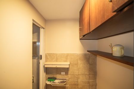 Quarto de Serviço de casa à venda com 3 quartos, 120m² em Mirandópolis, São Paulo