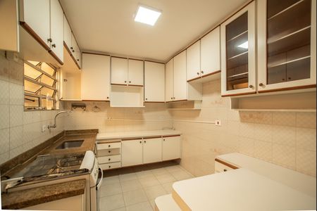 Cozinha de casa à venda com 3 quartos, 120m² em Mirandópolis, São Paulo