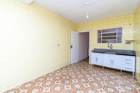Casa à venda com 116m², 3 quartos e 2 vagas Casa à venda com 116m², 3 quartos e 2 vagasCozinha
