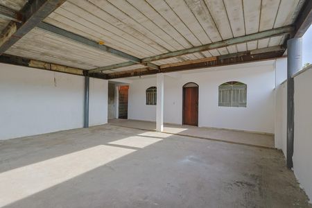 Casa para alugar com 4 quartos, 180m² em Nacional, Contagem