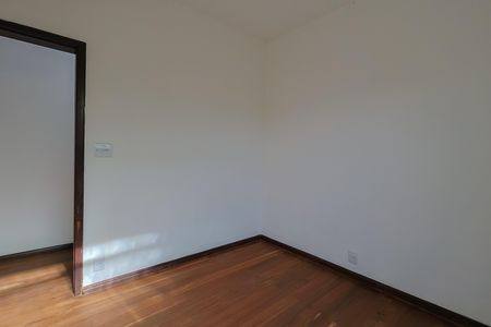 Casa para alugar com 4 quartos, 180m² em Nacional, Contagem