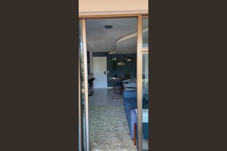 Apartamento à venda com 74m², 2 quartos e 1 vaga Apartamento à venda com 74m², 2 quartos e 1 vagaSala