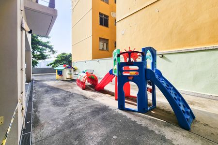 Apartamento à venda com 65m², 2 quartos e 1 vaga Apartamento à venda com 65m², 2 quartos e 1 vagaÁrea Comum