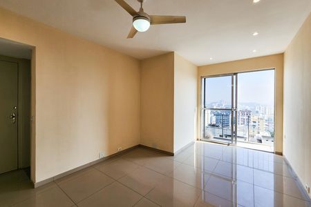 Sala  de apartamento à venda com 2 quartos, 65m² em Estácio, Rio de Janeiro