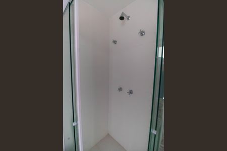 Apartamento para alugar com 96m², 2 quartos e 1 vaga Apartamento para alugar com 96m², 2 quartos e 1 vagaBanheiro da Suíte 2