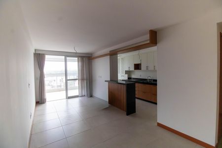 Sala de apartamento para alugar com 2 quartos, 96m² em Itaipu, Niterói