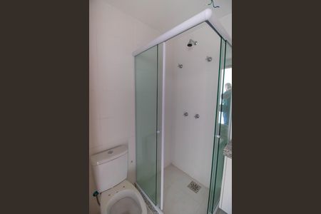 Apartamento para alugar com 96m², 2 quartos e 1 vaga Apartamento para alugar com 96m², 2 quartos e 1 vagaBanheiro da Suíte 2