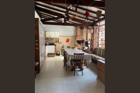 Casa à venda com 240m², 4 quartos e 3 vagasFoto 26