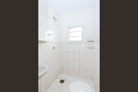 Casa para alugar com 65m², 1 quarto e 2 vagasBanheiro