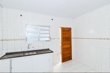 Casa para alugar com 65m², 1 quarto e 2 vagasCozinha