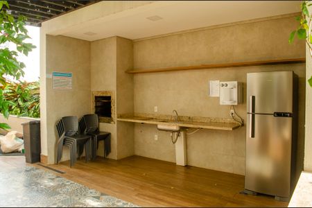 Apartamento para alugar com 63m², 2 quartos e 1 vagaÁrea comum - Churrasqueira