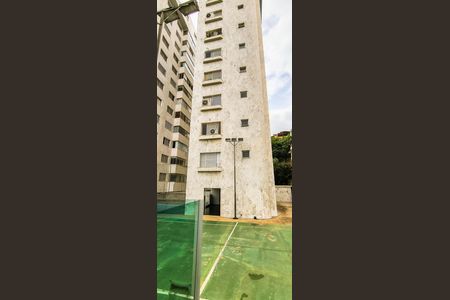 Apartamento à venda com 115m², 3 quartos e 2 vagas Apartamento à venda com 115m², 3 quartos e 2 vagasEdifício