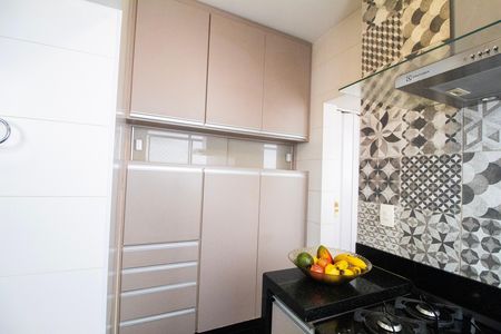 Apartamento à venda com 115m², 3 quartos e 2 vagas Apartamento à venda com 115m², 3 quartos e 2 vagasCozinha