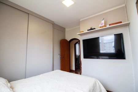 Apartamento à venda com 115m², 3 quartos e 2 vagas Apartamento à venda com 115m², 3 quartos e 2 vagasQuarto 01