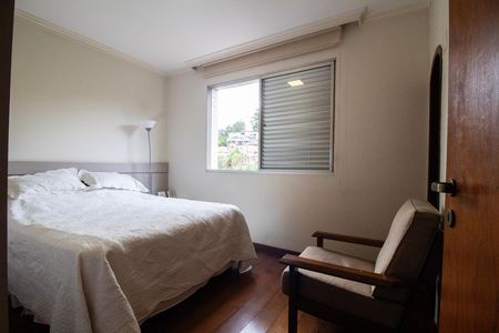 Apartamento à venda com 115m², 3 quartos e 2 vagas Apartamento à venda com 115m², 3 quartos e 2 vagasSuite