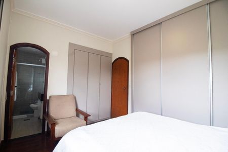 Apartamento à venda com 115m², 3 quartos e 2 vagas Apartamento à venda com 115m², 3 quartos e 2 vagasSuite
