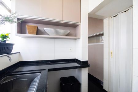 Apartamento à venda com 115m², 3 quartos e 2 vagas Apartamento à venda com 115m², 3 quartos e 2 vagasÁrea de Serviço