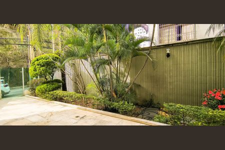 Apartamento à venda com 115m², 3 quartos e 2 vagas Apartamento à venda com 115m², 3 quartos e 2 vagasÁrea Comum - Jardim do Prédio