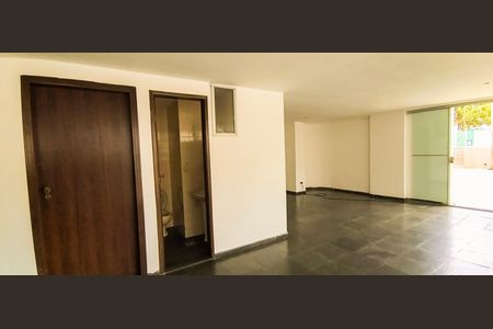 Apartamento à venda com 115m², 3 quartos e 2 vagas Apartamento à venda com 115m², 3 quartos e 2 vagasÁrea comum - Salão de festas