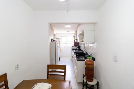 Apartamento à venda com 64m², 2 quartos e sem vaga Apartamento à venda com 64m², 2 quartos e sem vagaCozinha