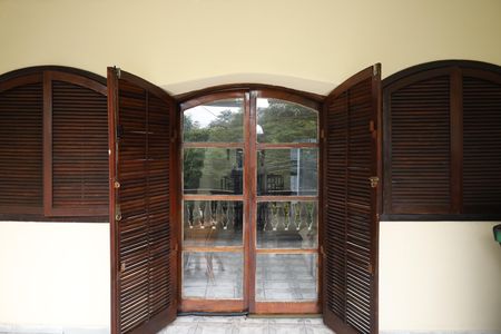 Casa à venda com 180m², 3 quartos e 2 vagasVaranda 2