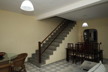 Sala de casa à venda com 3 quartos, 180m² em Parque Savoi City, São Paulo