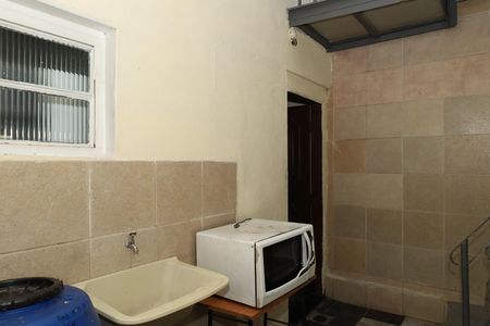 Casa à venda com 180m², 3 quartos e 2 vagasÁrea de Serviço