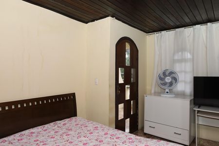 Casa à venda com 180m², 3 quartos e 2 vagasQuarto 1 - Suíte