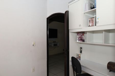 Casa à venda com 180m², 3 quartos e 2 vagasQuarto 2