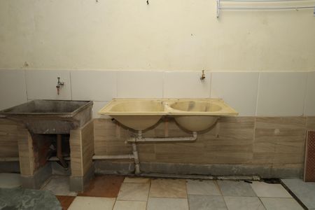 Casa à venda com 180m², 3 quartos e 2 vagasÁrea de Serviço