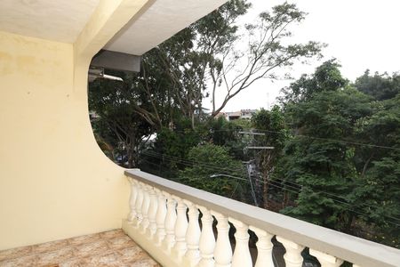 Casa à venda com 180m², 3 quartos e 2 vagasVaranda 1