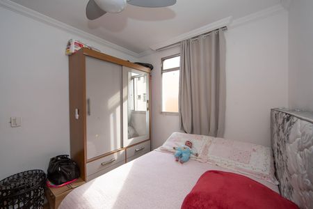 Apartamento à venda com 2 quartos, 49m² em Camargos, Belo Horizonte