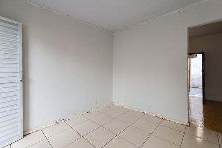 Sala de casa para alugar com 1 quarto, 100m² em Nucleo Residencial Isabela, Taboão da Serra