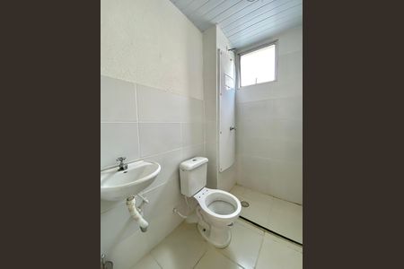 Banheiro de apartamento à venda com 2 quartos, 65m² em Betim Industrial, Betim
