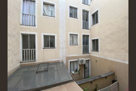 Apartamento à venda com 65m², 2 quartos e 1 vaga Apartamento à venda com 65m², 2 quartos e 1 vagaVista da Área de Serviço