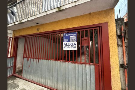 Casa para alugar com 35m², 1 quarto e sem vaga Casa para alugar com 35m², 1 quarto e sem vagaFachada