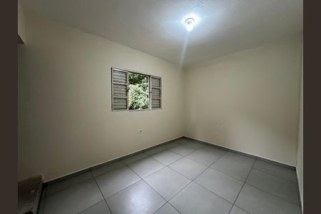Casa para alugar com 35m², 1 quarto e sem vaga Casa para alugar com 35m², 1 quarto e sem vagaQuarto