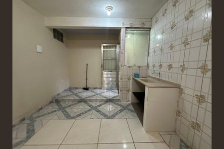 Casa para alugar com 35m², 1 quarto e sem vaga Casa para alugar com 35m², 1 quarto e sem vagaSala/Cozinha
