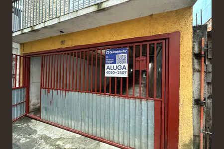 Casa para alugar com 35m², 1 quarto e sem vaga Casa para alugar com 35m², 1 quarto e sem vagaFachada