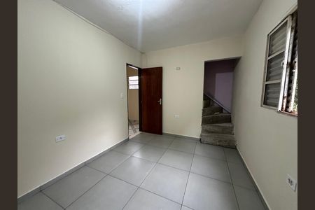 Casa para alugar com 35m², 1 quarto e sem vaga Casa para alugar com 35m², 1 quarto e sem vagaQuarto