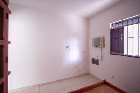 Casa para alugar com 100m², 2 quartos e 2 vagas Casa para alugar com 100m², 2 quartos e 2 vagasQuarto 1