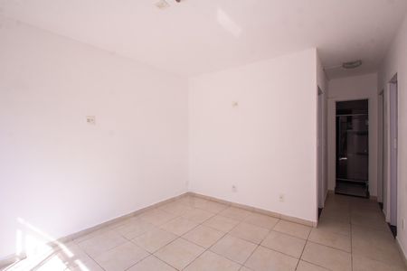 Casa para alugar com 100m², 2 quartos e 2 vagas Casa para alugar com 100m², 2 quartos e 2 vagasSala