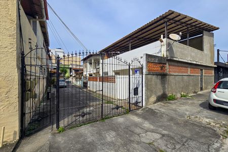 Casa para alugar com 100m², 2 quartos e 2 vagas Casa para alugar com 100m², 2 quartos e 2 vagasFachada + placa
