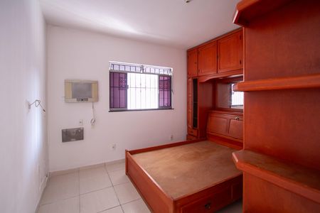 Casa para alugar com 100m², 2 quartos e 2 vagas Casa para alugar com 100m², 2 quartos e 2 vagasQuarto 1